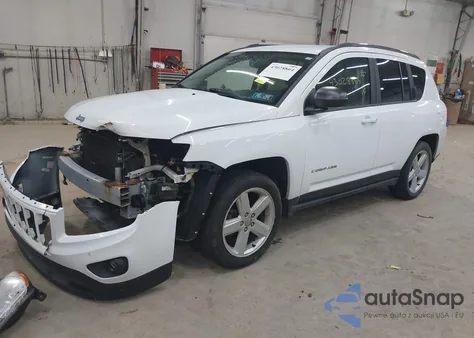 2013 Jeep Compass Limited z USA, uszkodzony, nr VIN 1C4NJDCB8DD218161